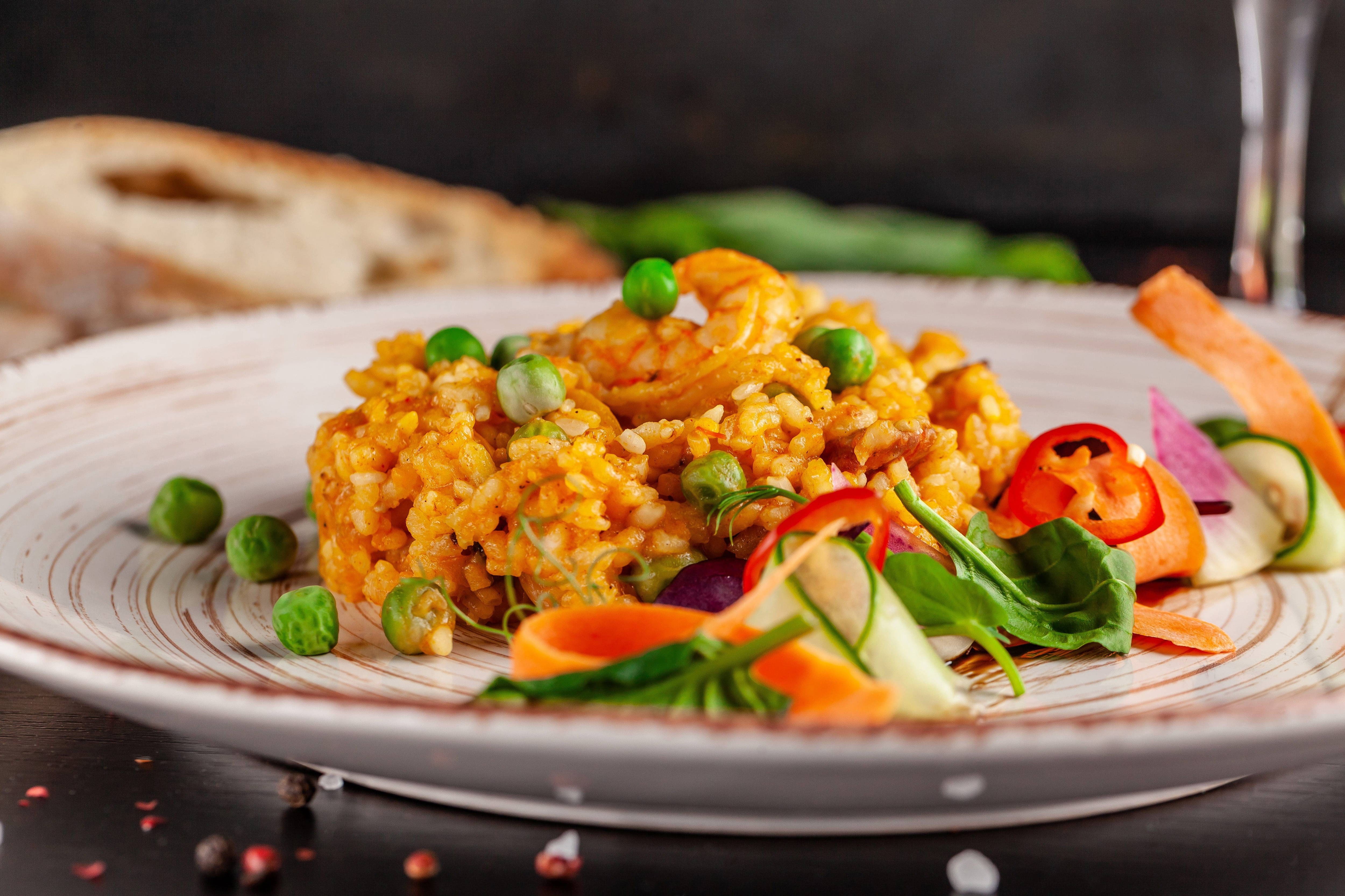 EASY CHORIZO, PEA & PRAWN PAELLA