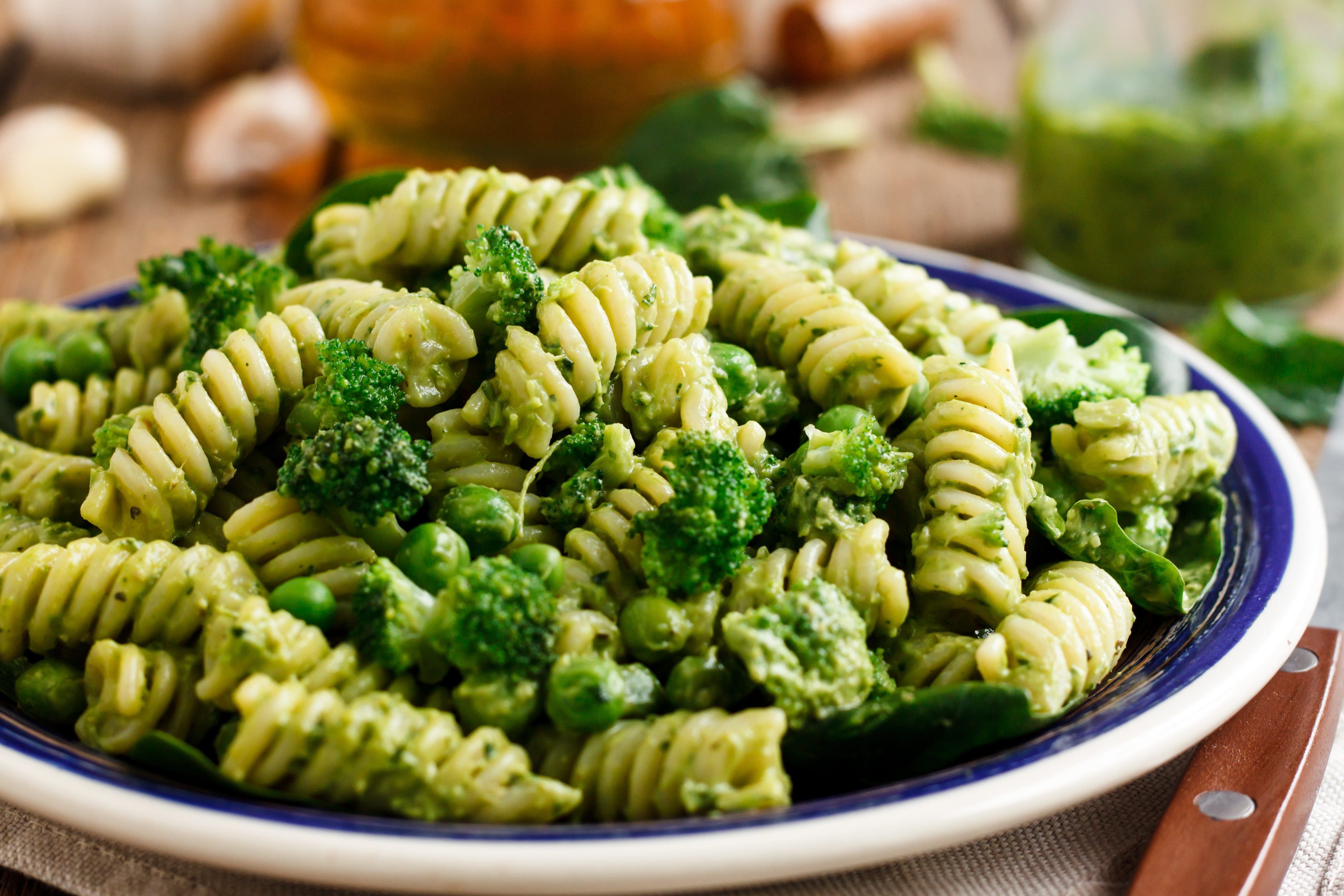 BROCOLLI, PEA & PESTO FUSILLI